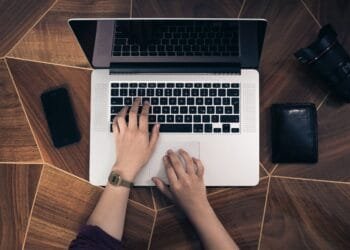 Como usar o teclado EUA no Windows português